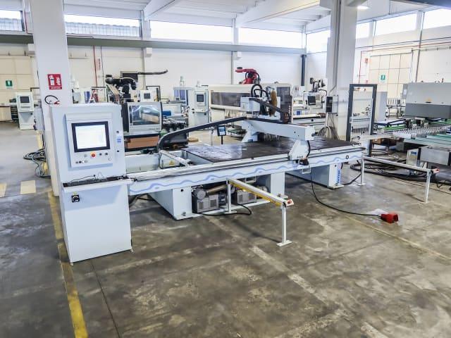 CNC Machine Centres With Flat Table WEEKE VANTAGE 24 L