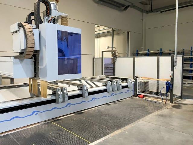 CNC Machine Centers With Pod And Rail WEEKE VENTURE 15XXL