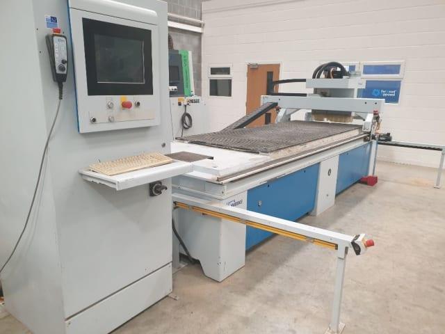 CNC Machine Centres With Flat Table WEEKE BHP VANTAGE 33