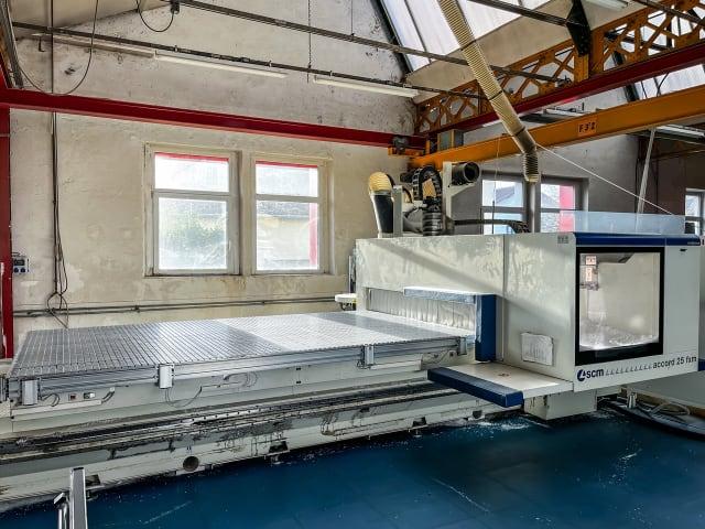 CNC Machine Center with NESTING Table SCM ACCORD 25 FXM