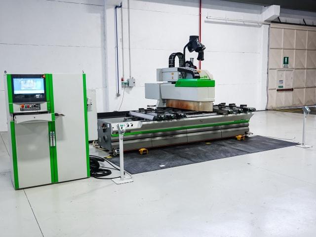 CNC Machine Centers With Pod And Rail BIESSE ROVER 24